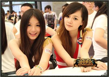 图片: 图1+完美世界可爱靓丽的showgirl.jpg